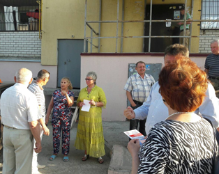 Депутат встретилась с жителями домов на ул. Лесная республика 